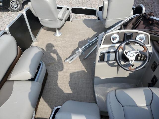 Premier Pontoon Image 2