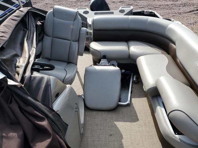 Premier Pontoon Image 7