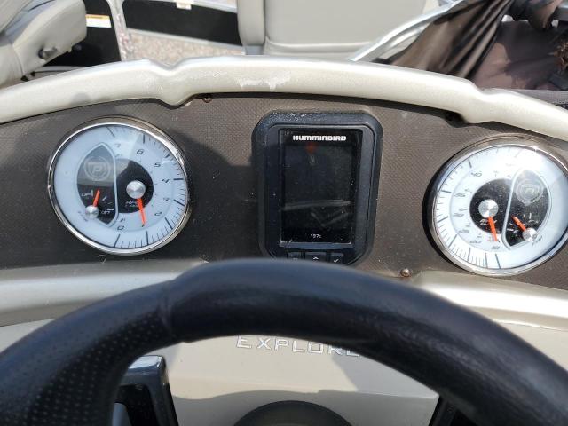 Premier Pontoon Image 9