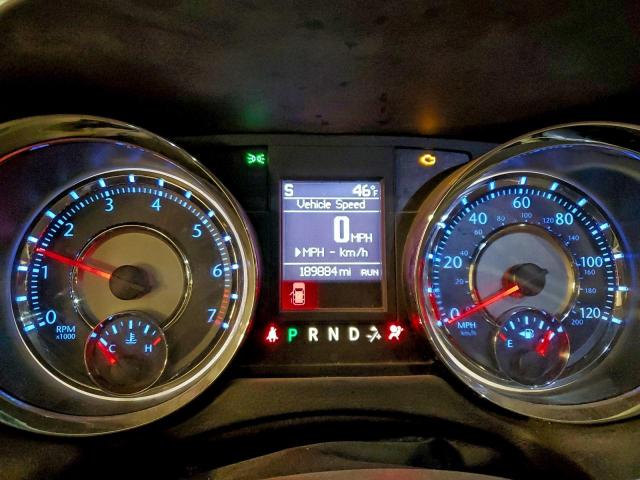 Chrysler Minivan Touring Image 11