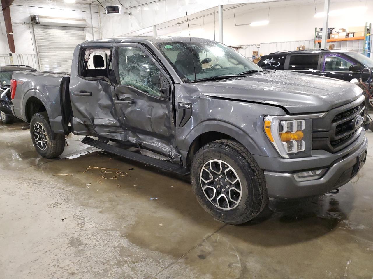 Ford F-150 Supercrew Image 4