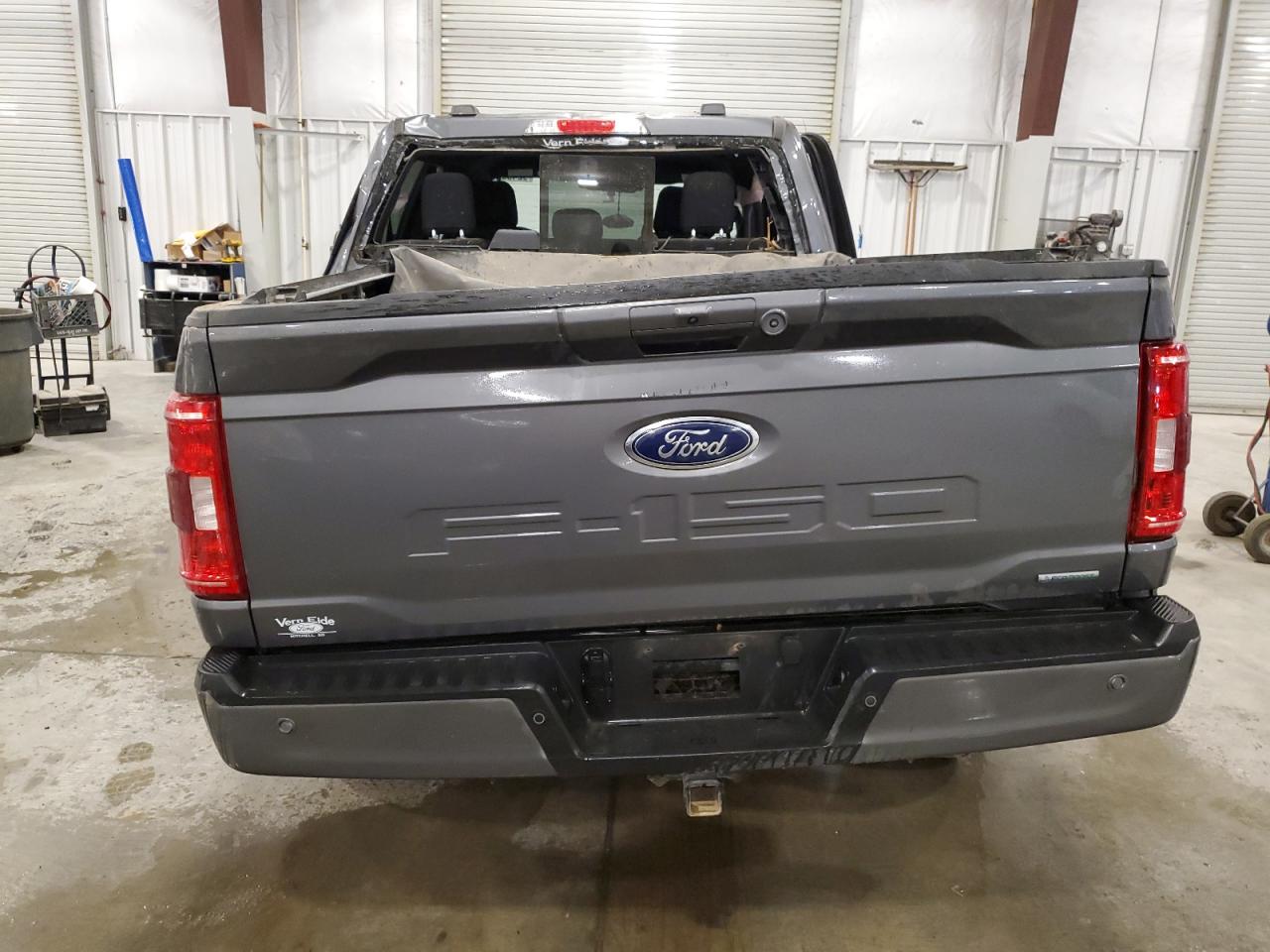 Ford F-150 Supercrew Image 6