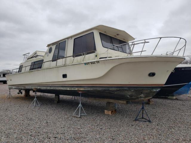  Salvage Bluewater Yachts Boat