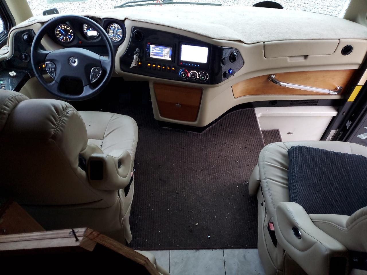 Tiffin Phaeth40ih Image 7