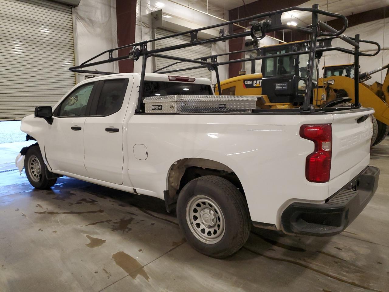 Chevrolet Silverado C1500 Image 4