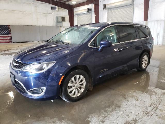 Salvage Chrysler Pacifica