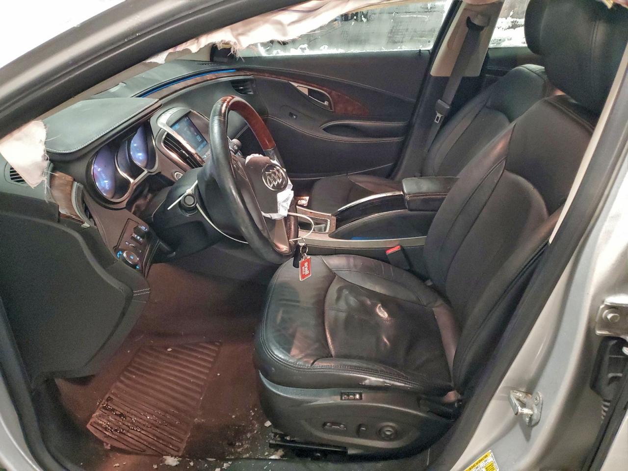 Buick LaCrosse Premium Image 8