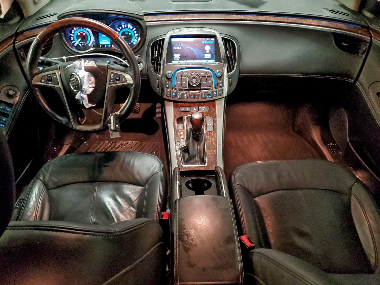 Buick LaCrosse Premium Image 10