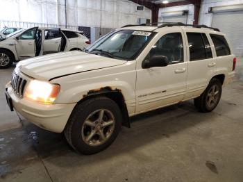  Salvage Jeep Grand Cherokee
