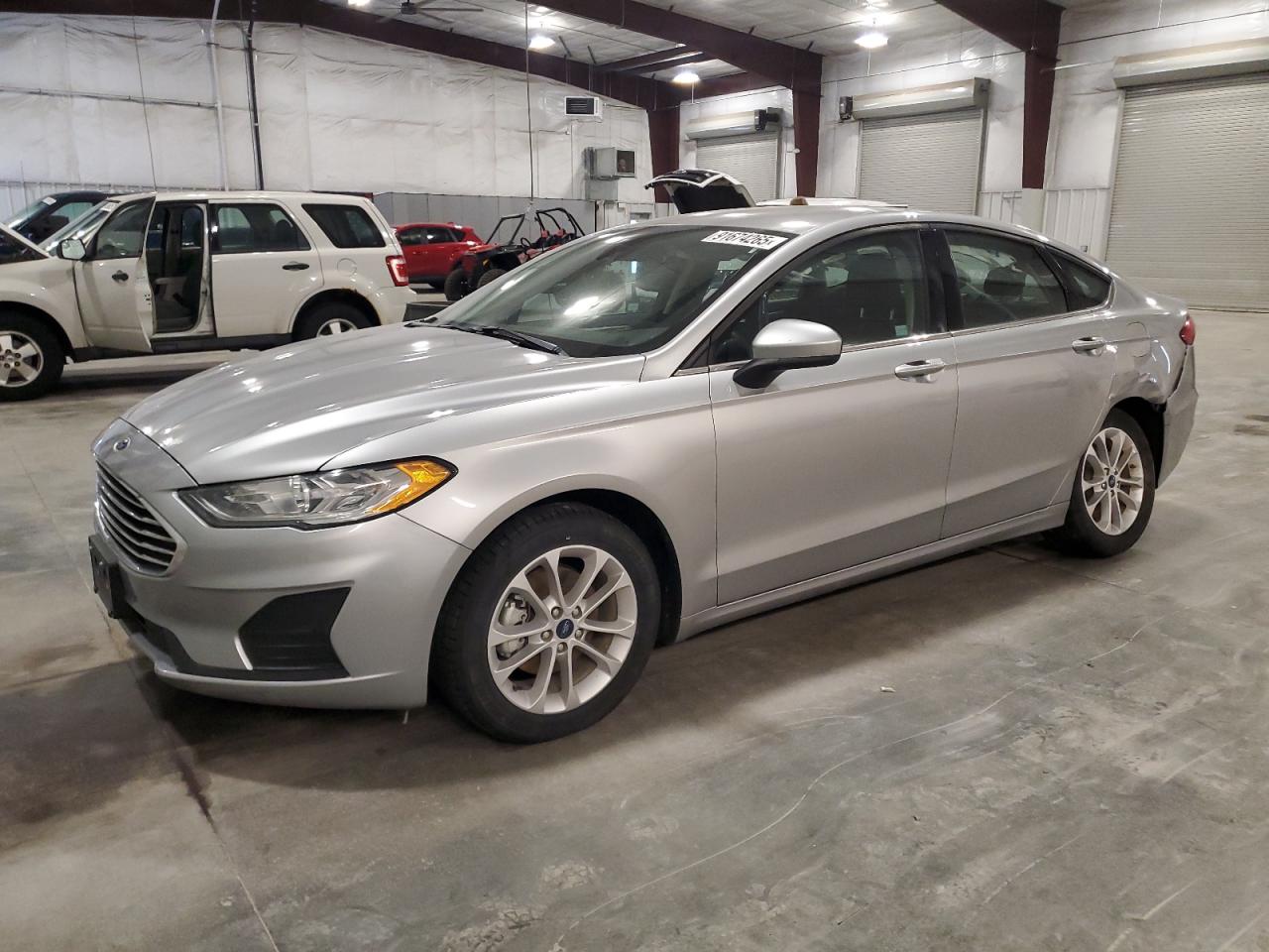 Ford Fusion Se Image 1