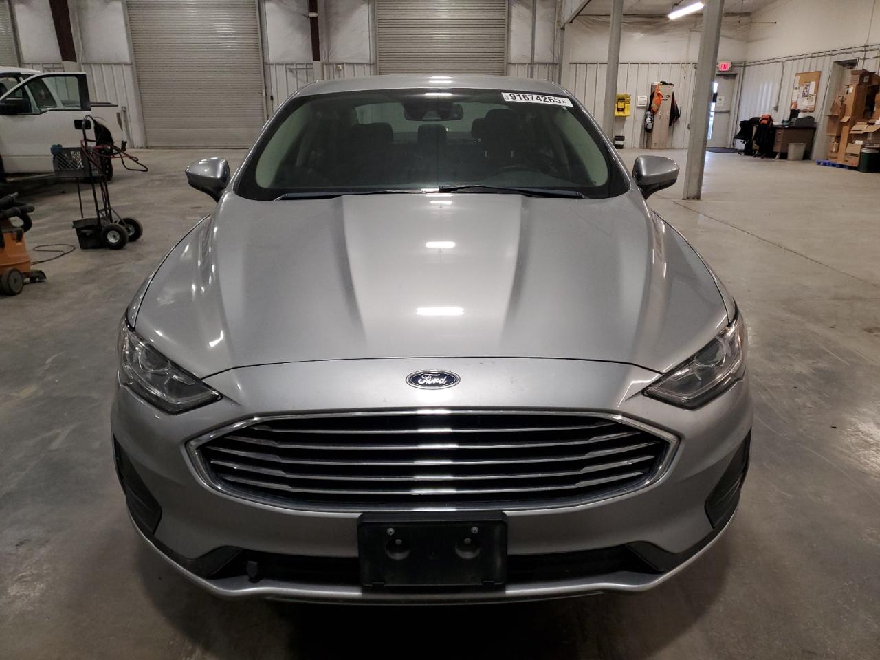 Ford Fusion Se Image 5