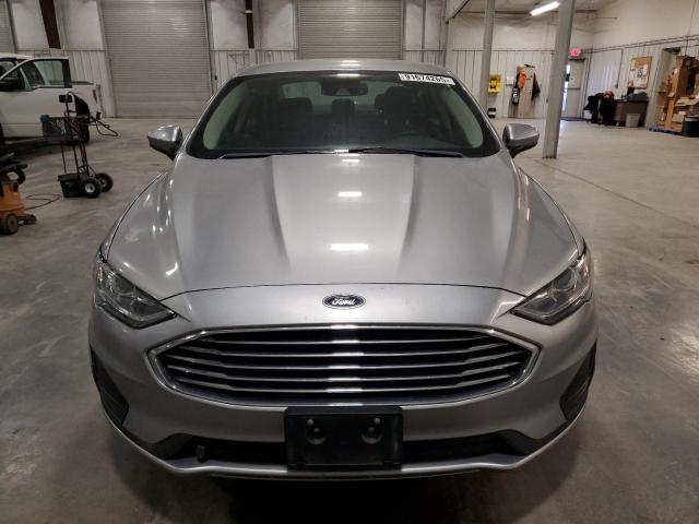 Ford Fusion Se Image 5