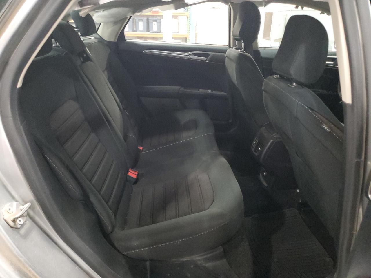 Ford Fusion Se Image 10