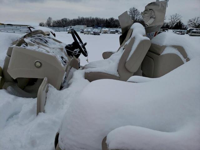 Beni Pontoon Image 6