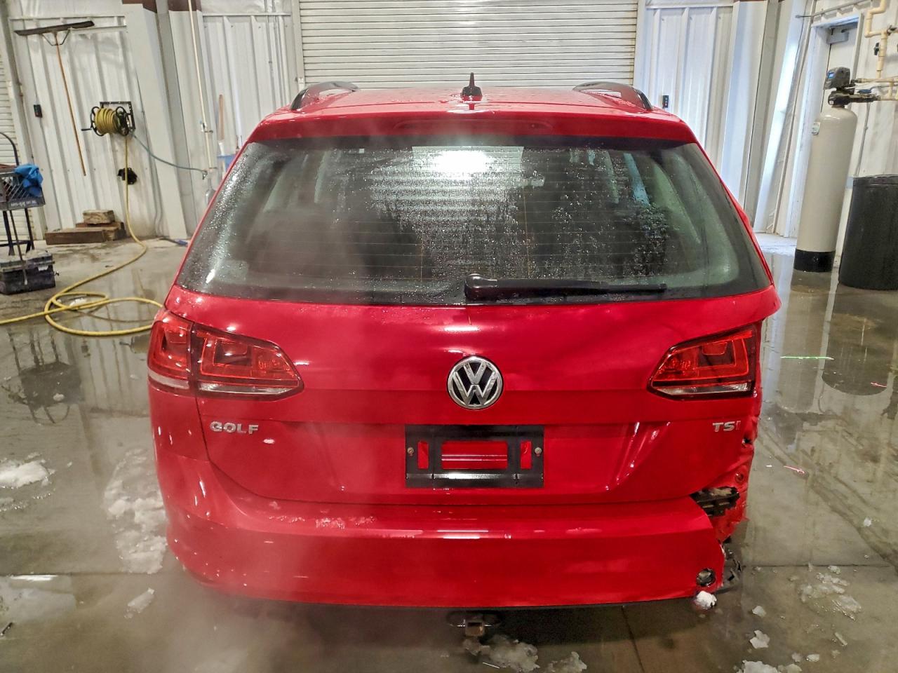 Volkswagen Golf S Image 2