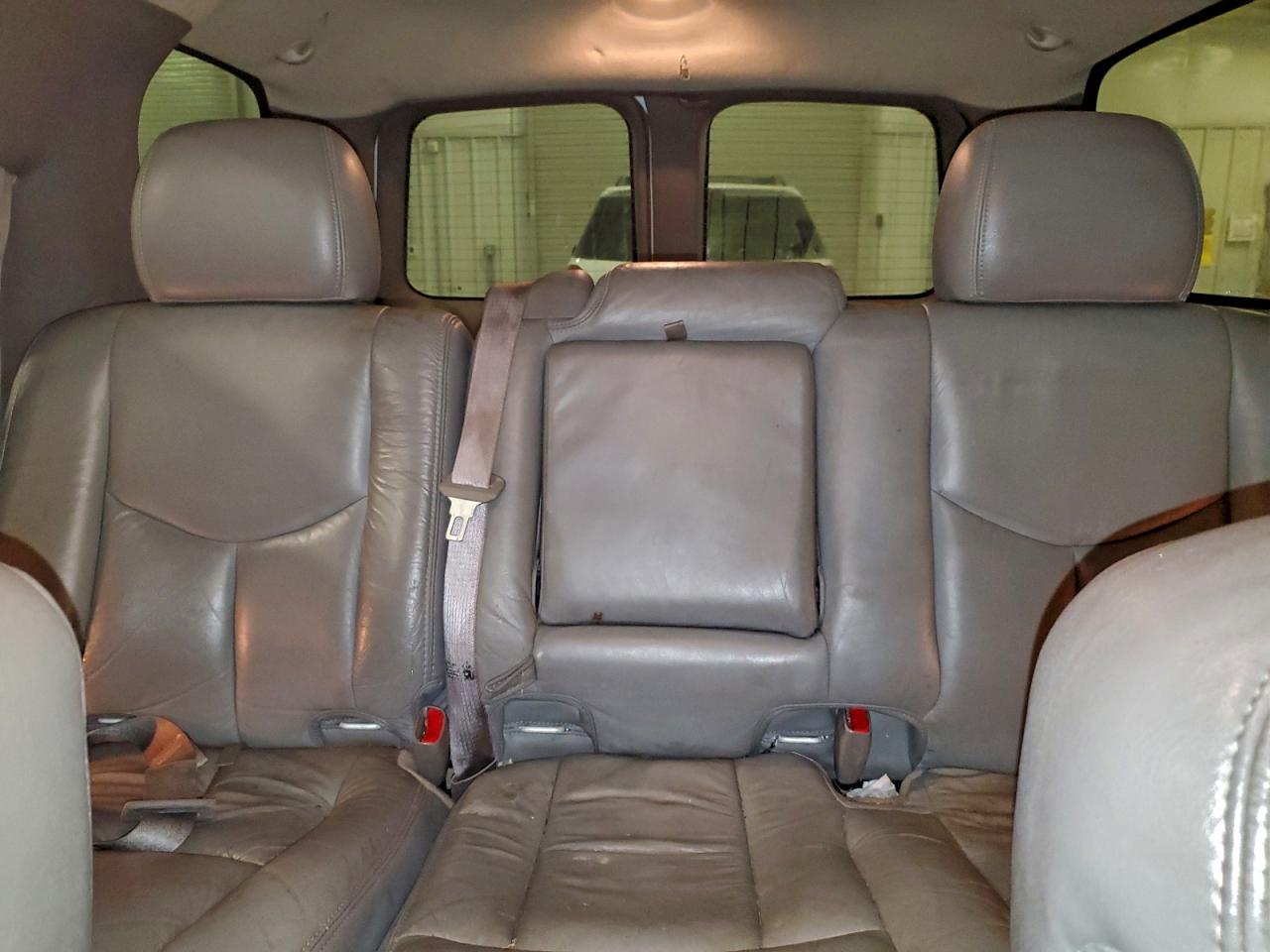 Chevrolet Tahoe K1500 Image 8