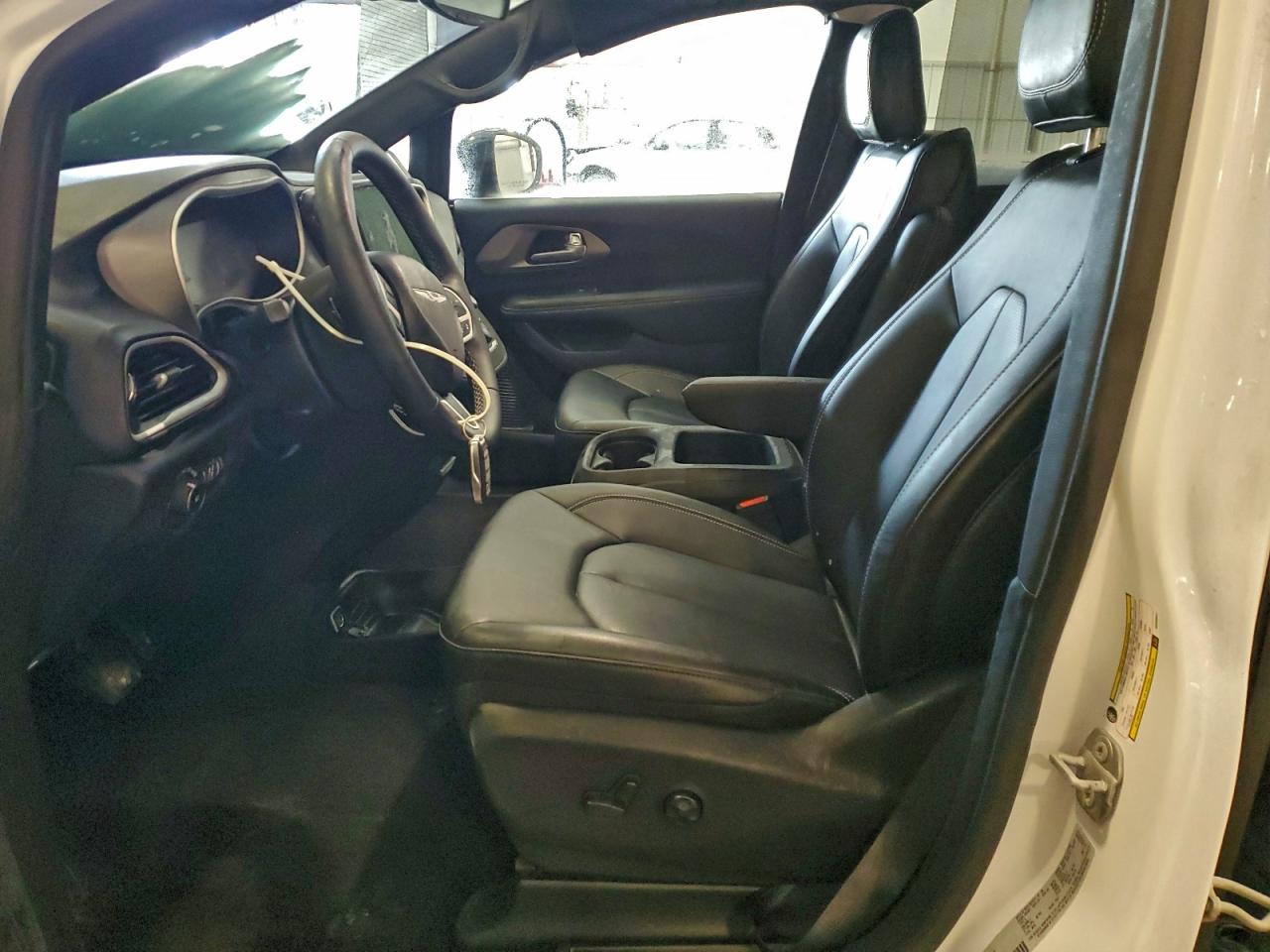 Chrysler Pacifica Select Image 7