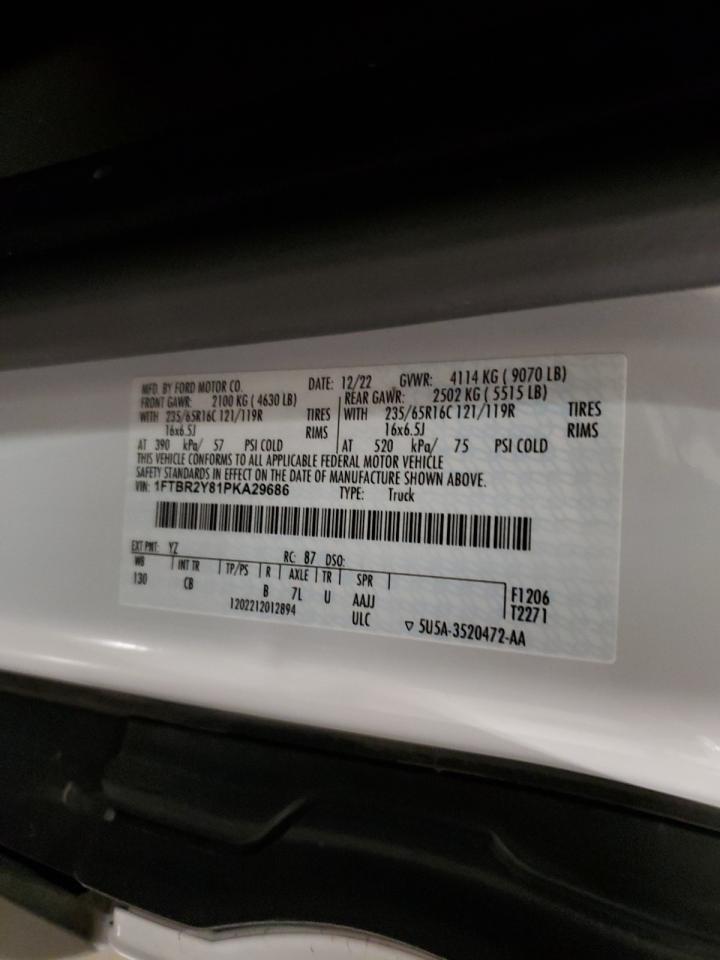 Ford Transit T-250 Image 11