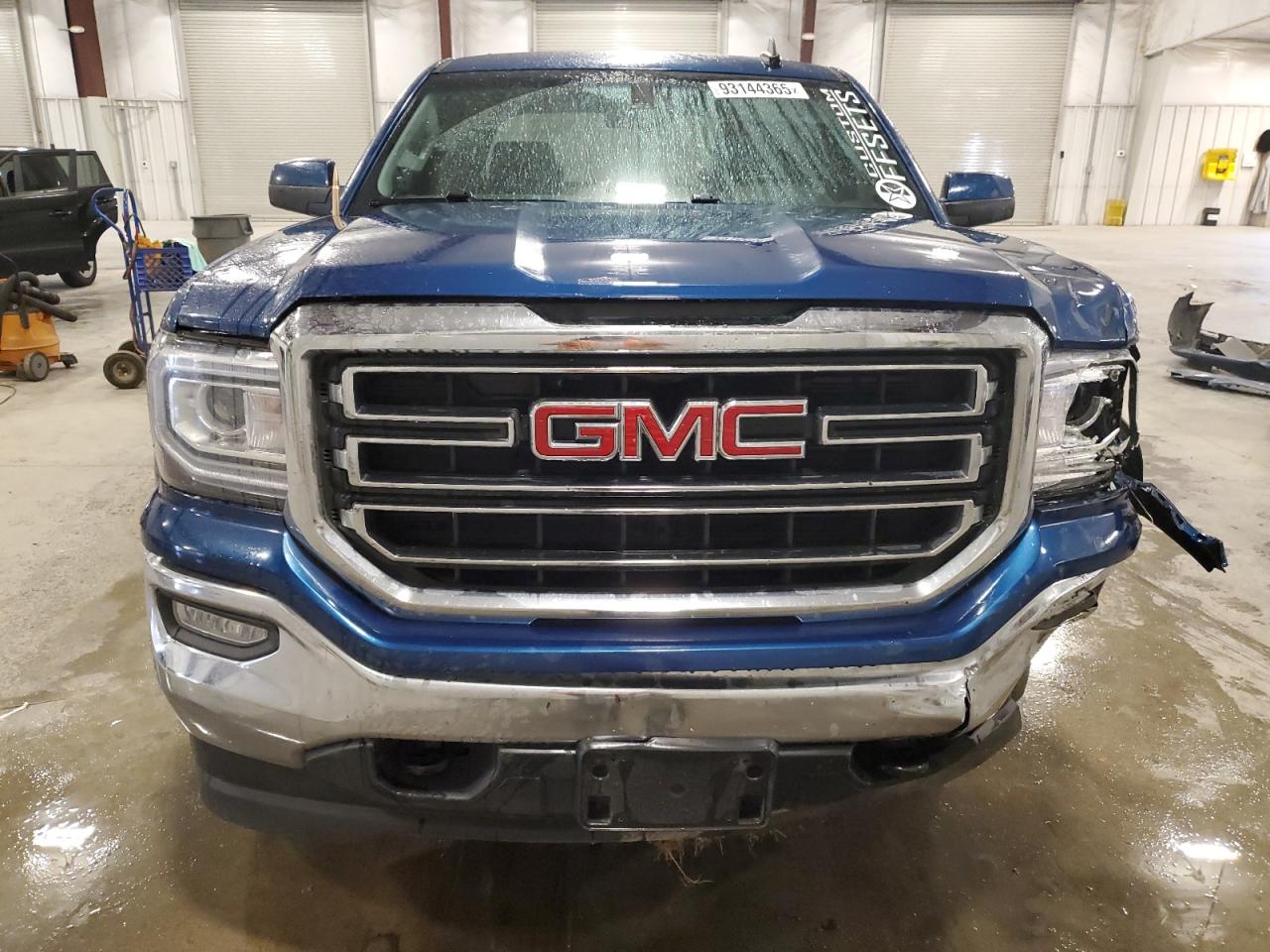 GMC Sierra K1500 Sle Image 8