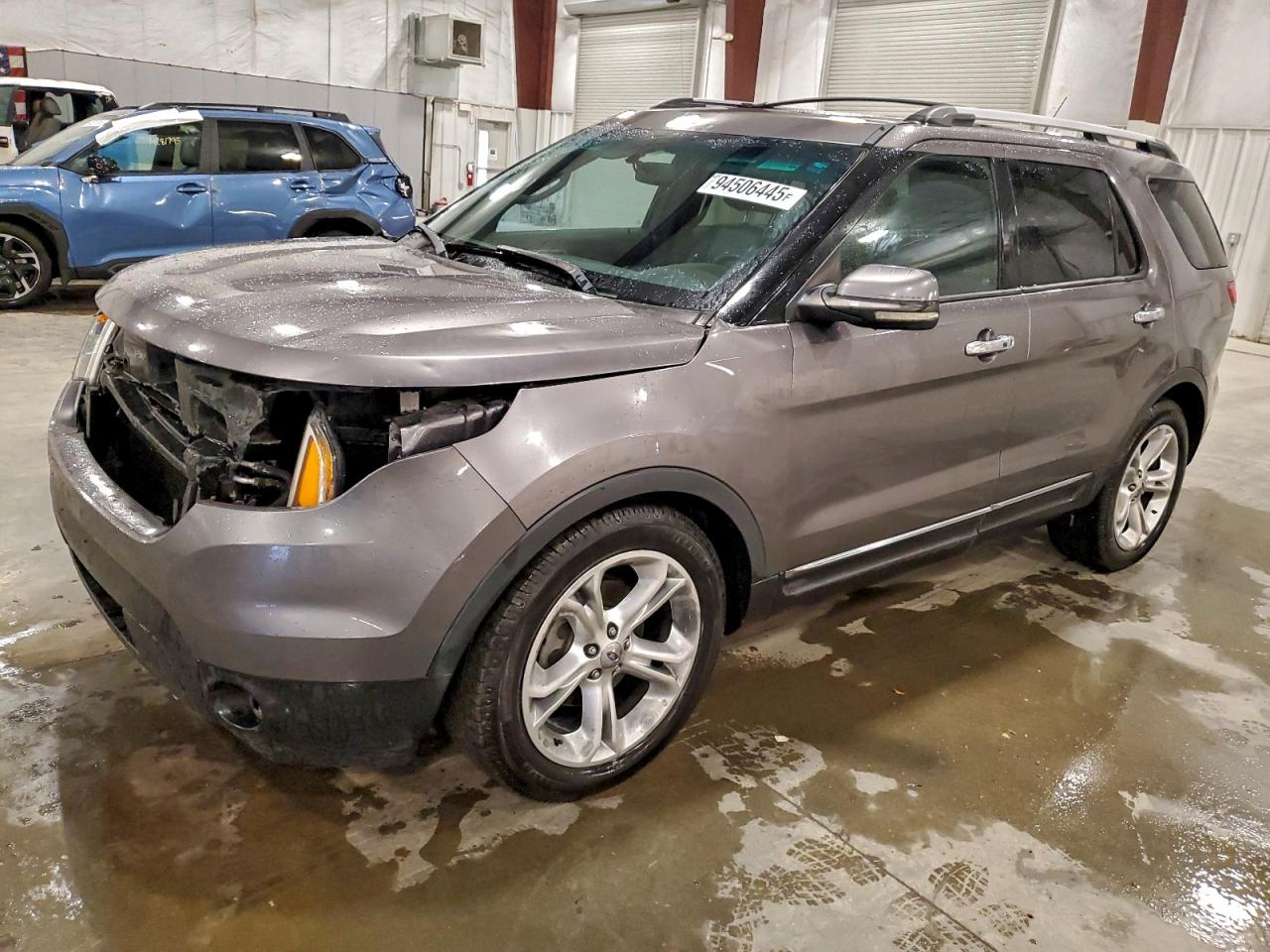Ford Explorer Limited Image 1