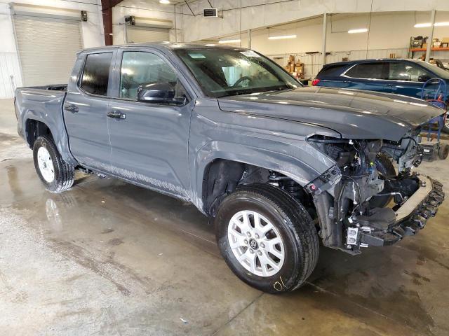 Toyota Tacoma Double Cab Image 4