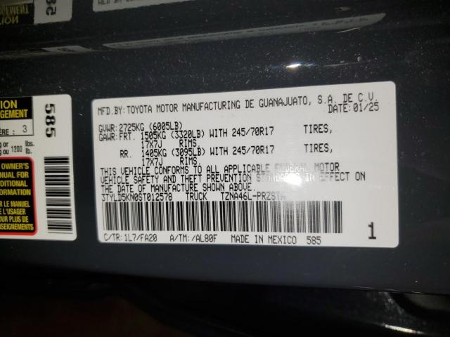 Toyota Tacoma Double Cab Image 12