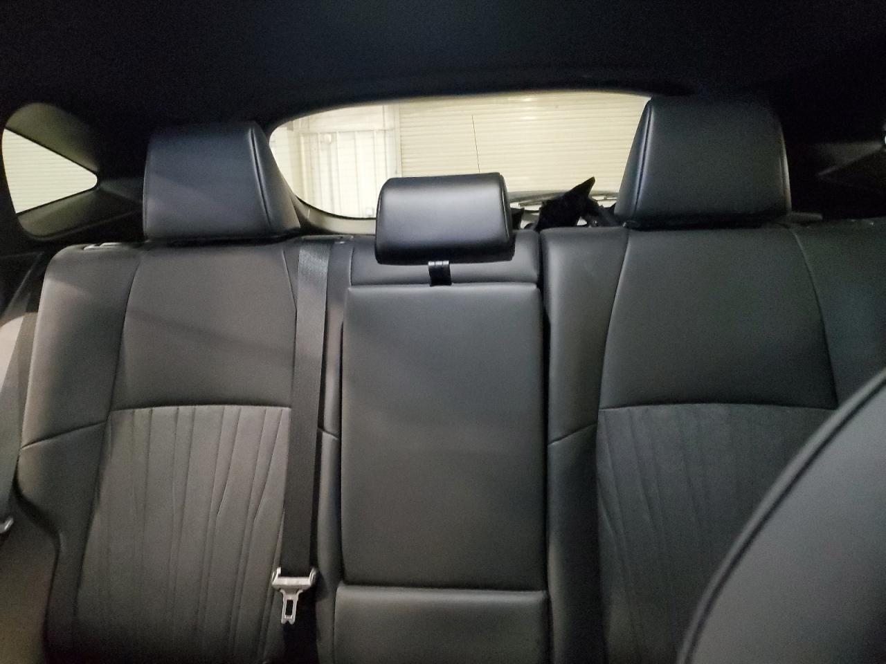 Toyota Venza Le Image 3