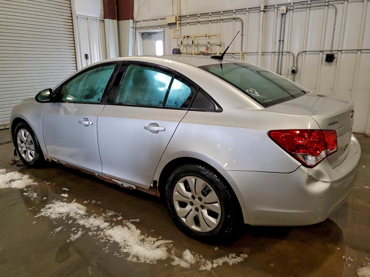 Chevrolet Cruze Ls Image 3