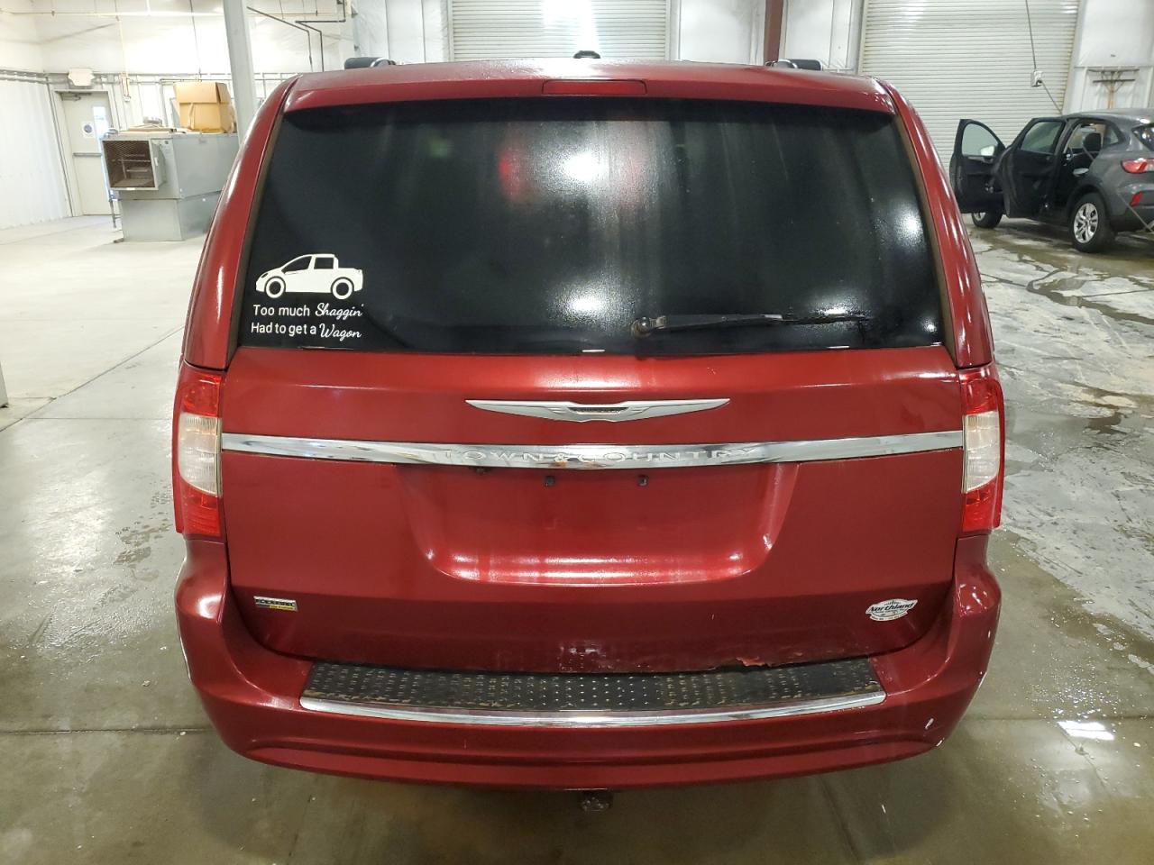 Chrysler Minivan Touring Image 14