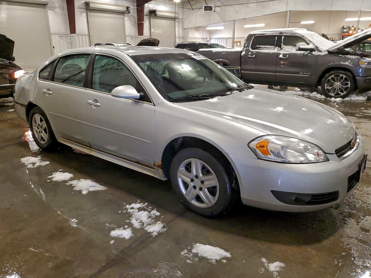 Chevrolet Impala Lt Image 9