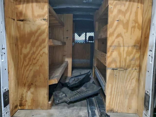 Ford Transit T-250 Image 6