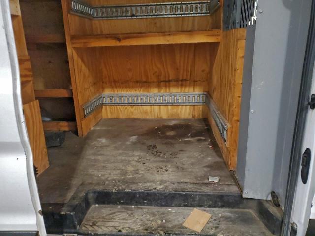 Ford Transit T-250 Image 5