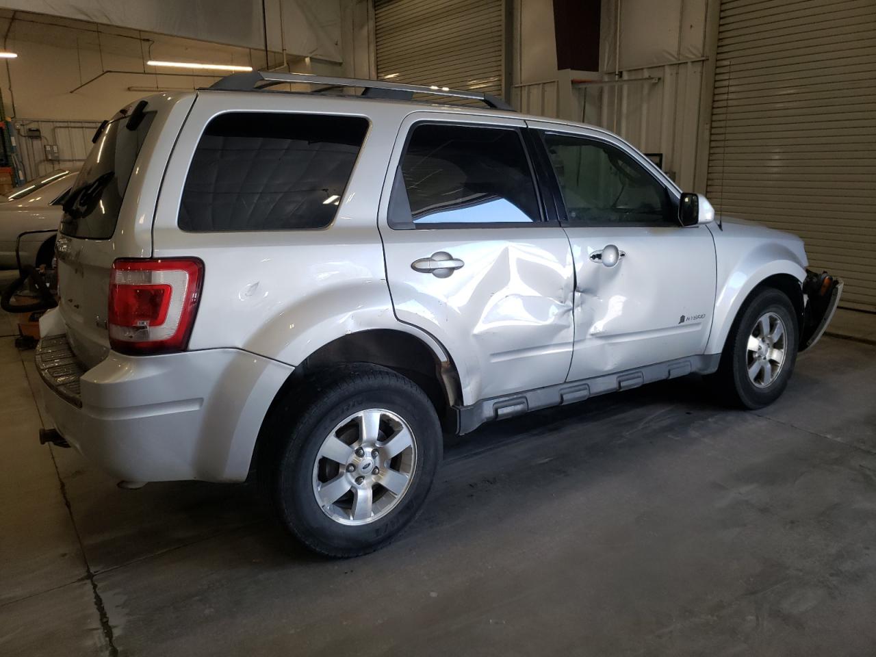 Ford Escape Limited Image 2