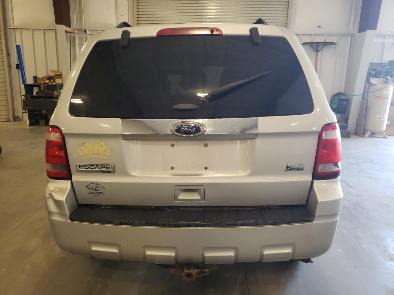 Ford Escape Limited Image 3