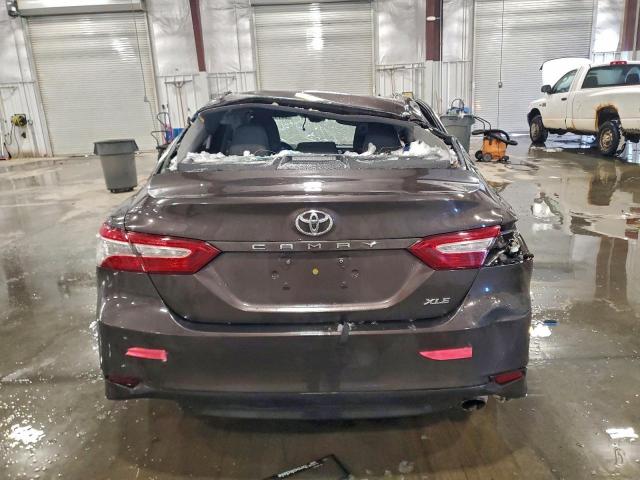 Toyota Camry L Image 5