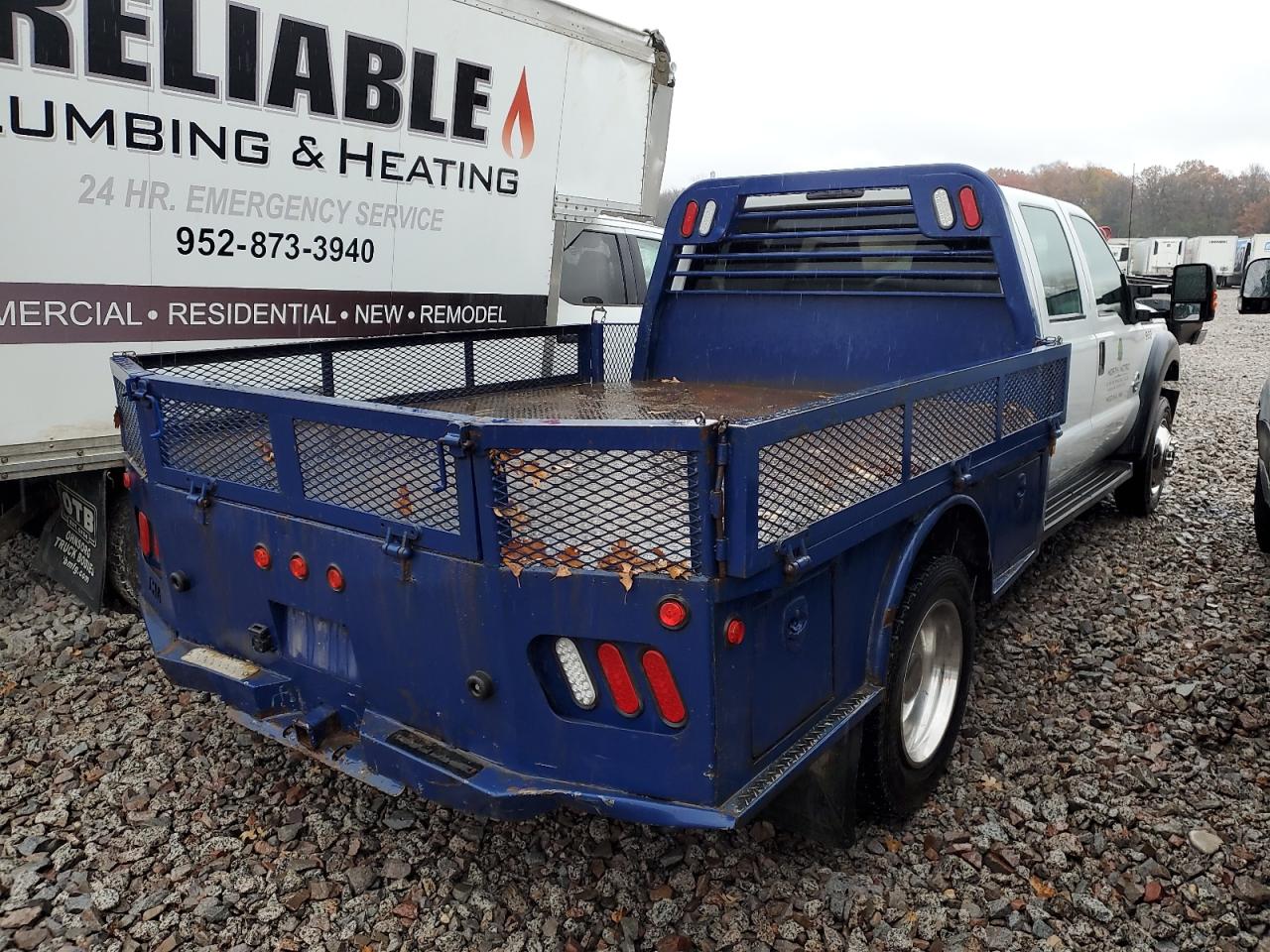 Ford F-550 Super Duty Image 3