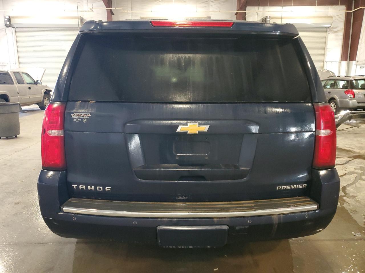 Chevrolet Tahoe K1500 Premier Image 12