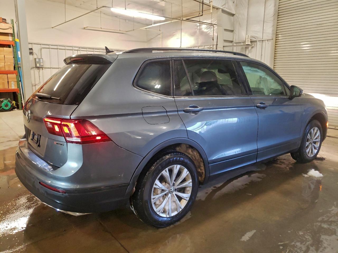 Volkswagen Tiguan S Image 13