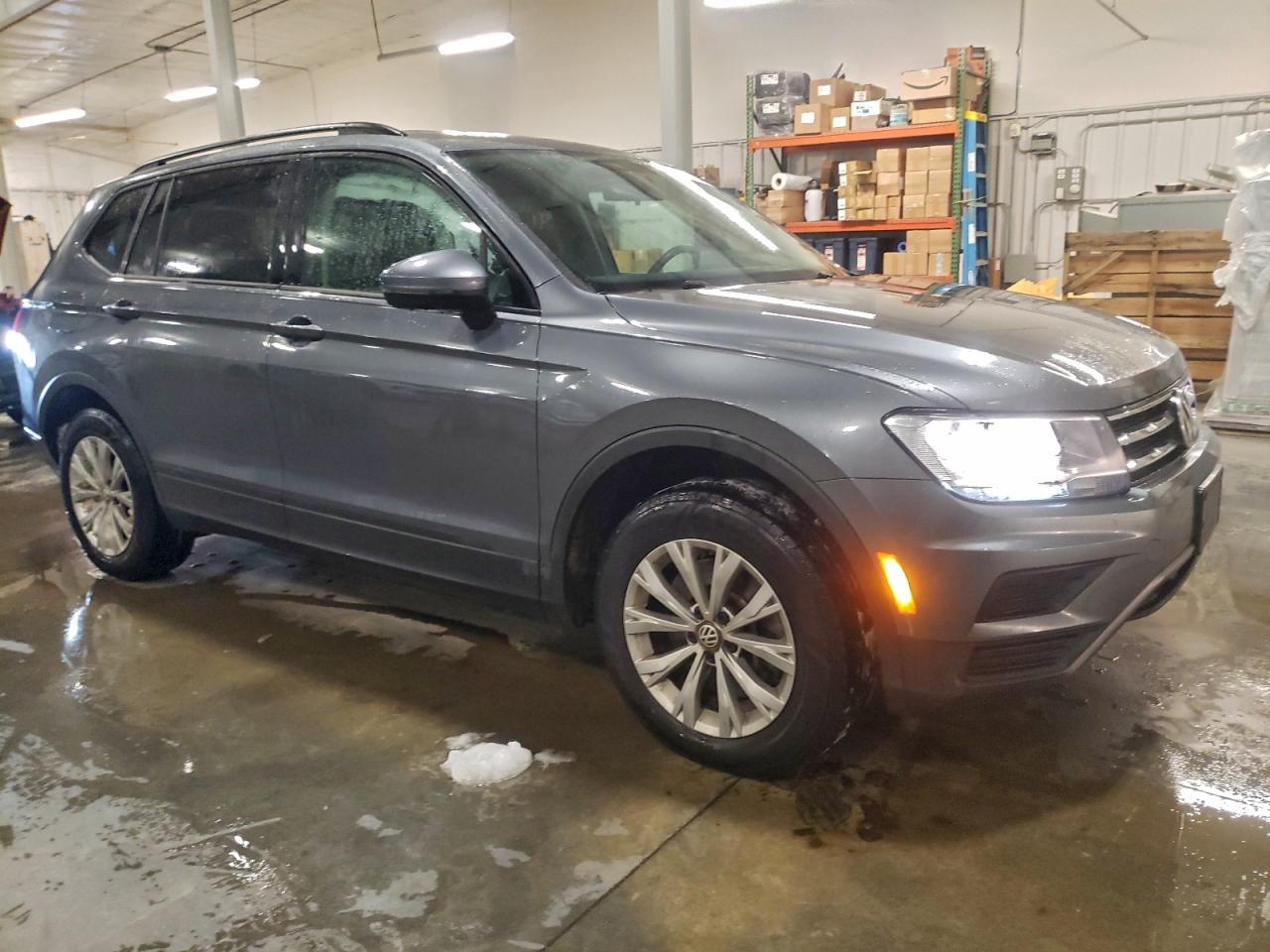 Volkswagen Tiguan S Image 12