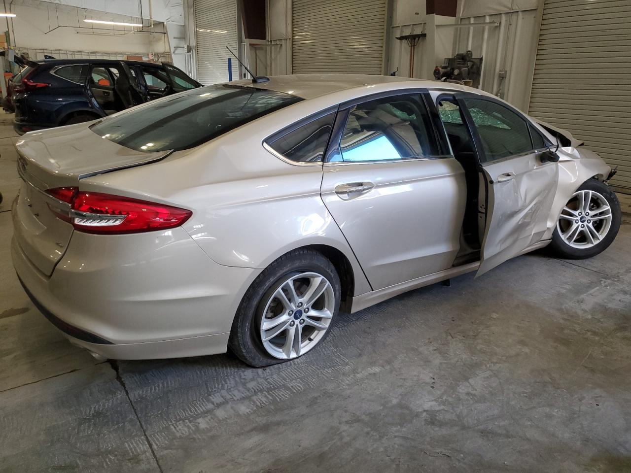 Ford Fusion Se Image 7