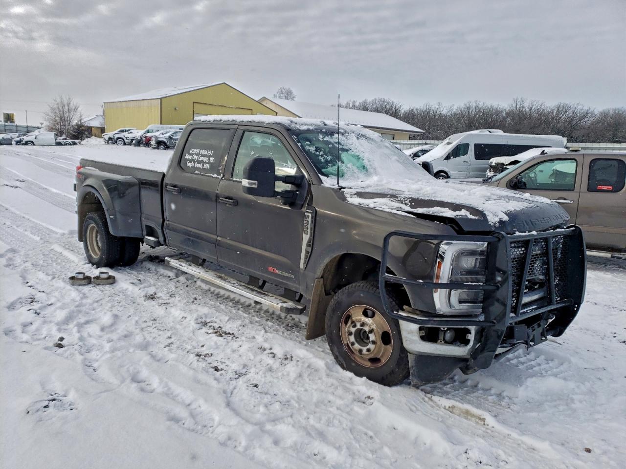 Ford F-350 Super Duty Image 4