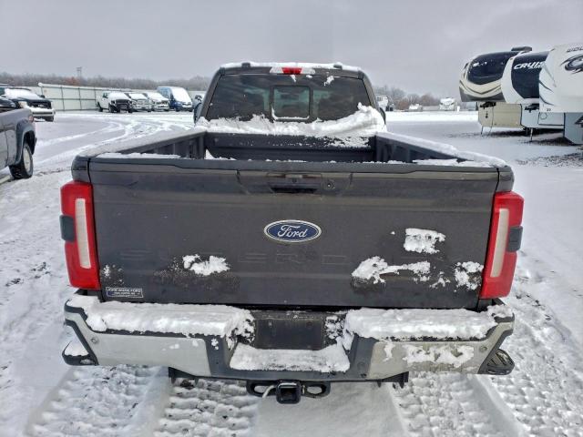 Ford F-350 Super Duty Image 7