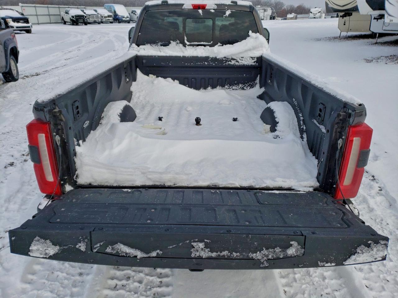 Ford F-350 Super Duty Image 13