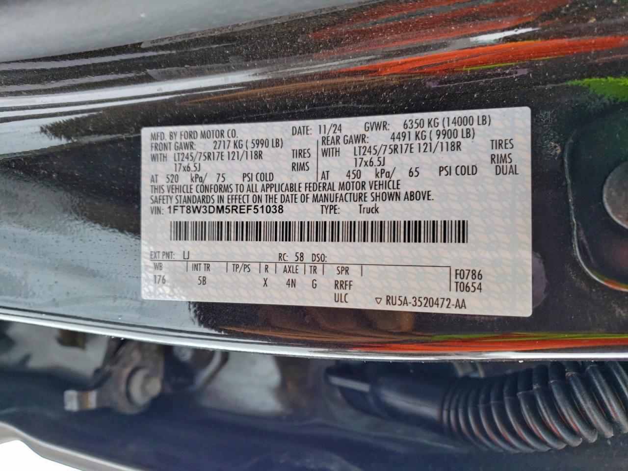 Ford F-350 Super Duty Image 11