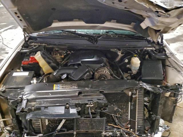 GMC Yukon Denali Image 2