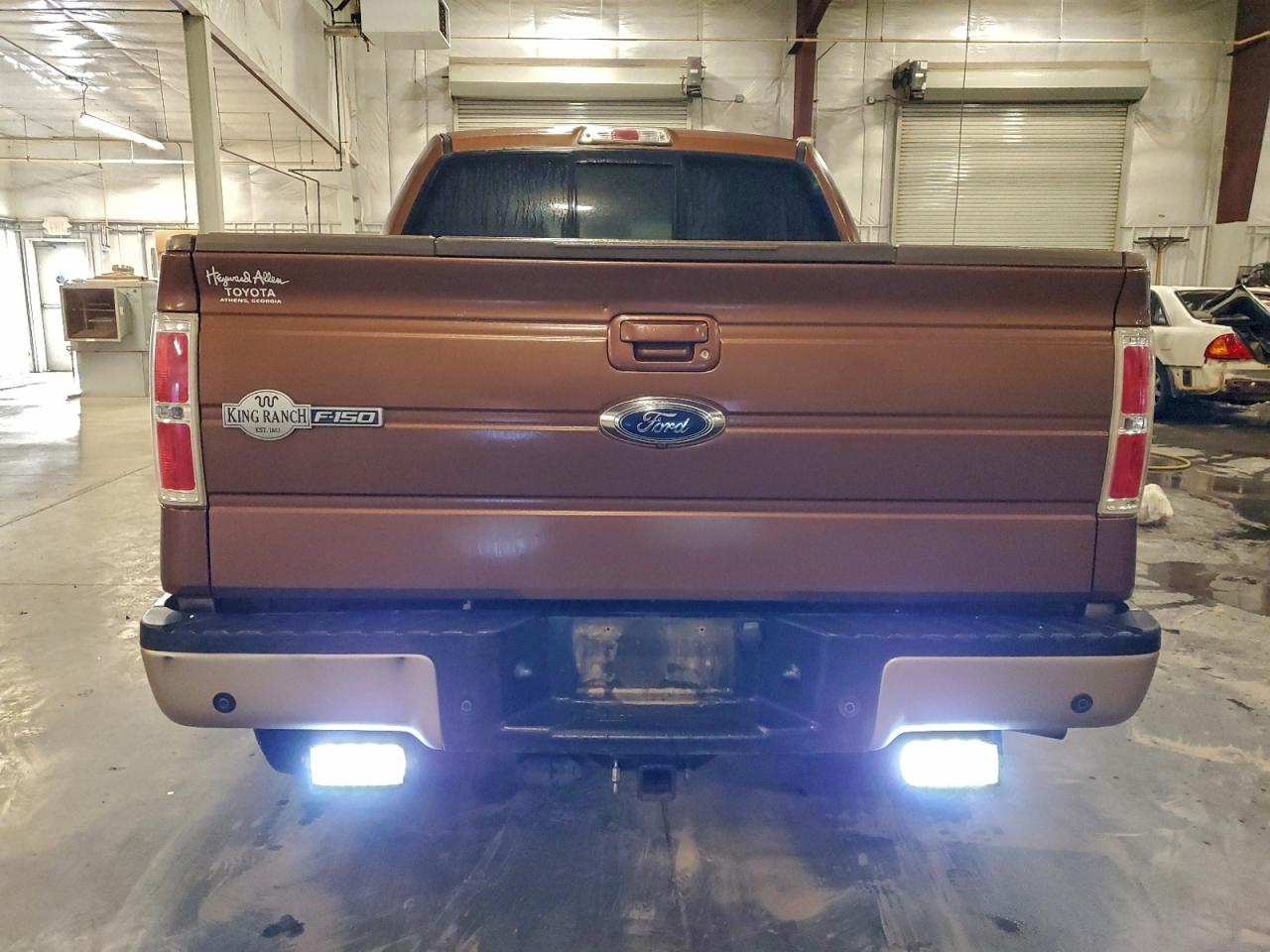 Ford F-150 Supercrew Image 12