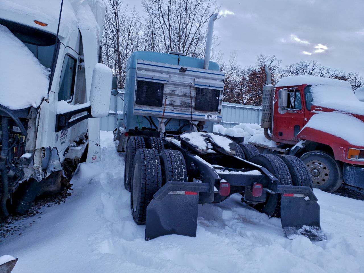 Freightliner Convention Fld120 Image 6