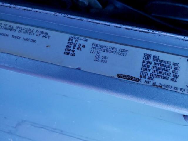 Freightliner Convention Fld120 Image 10