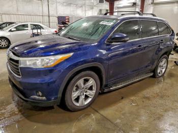  Salvage Toyota Highlander