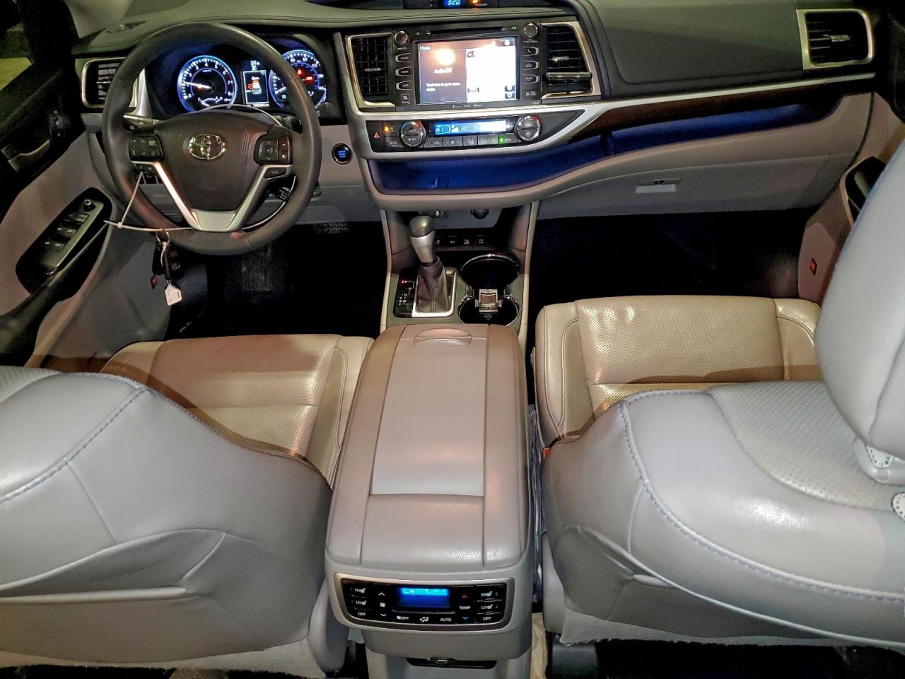 Toyota Highlander Limited Image 7